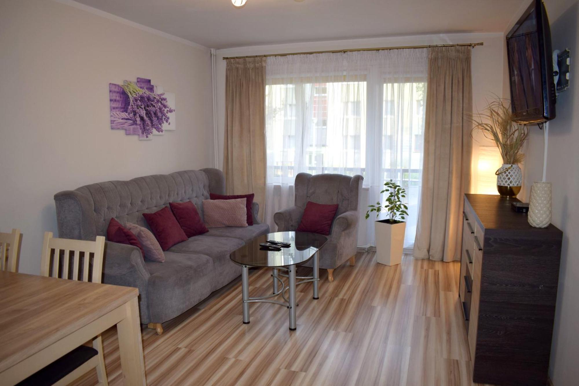 Apartament M-5 - 74M2 Czestochowa Bagian luar foto