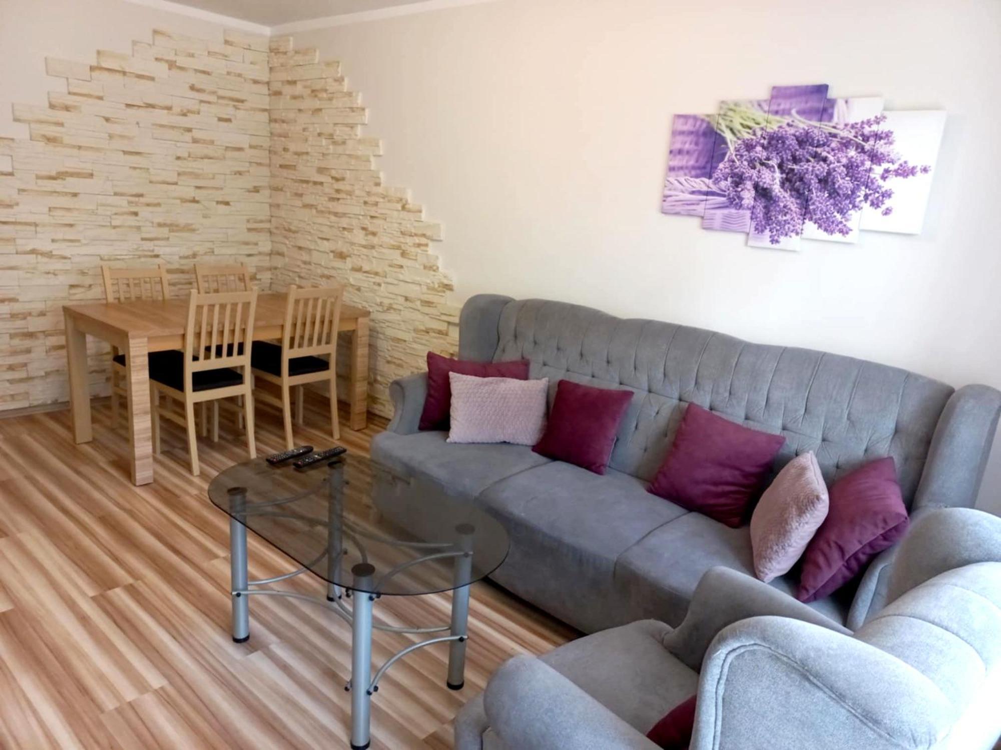 Apartament M-5 - 74M2 Czestochowa Bagian luar foto